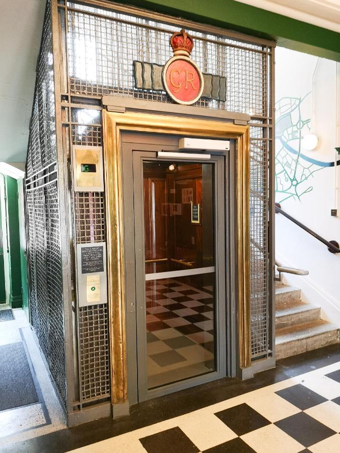 Хостел The Bristol Wing Экстерьер фото